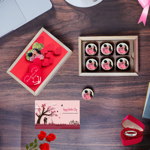 Finest Valentine's Day gift box personalized with photo on box and chocolates (with photo printed chocolates)